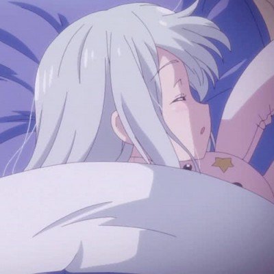 张雪机车比赛因红旗中断